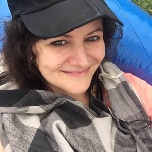 Meet your Posher, Francesca